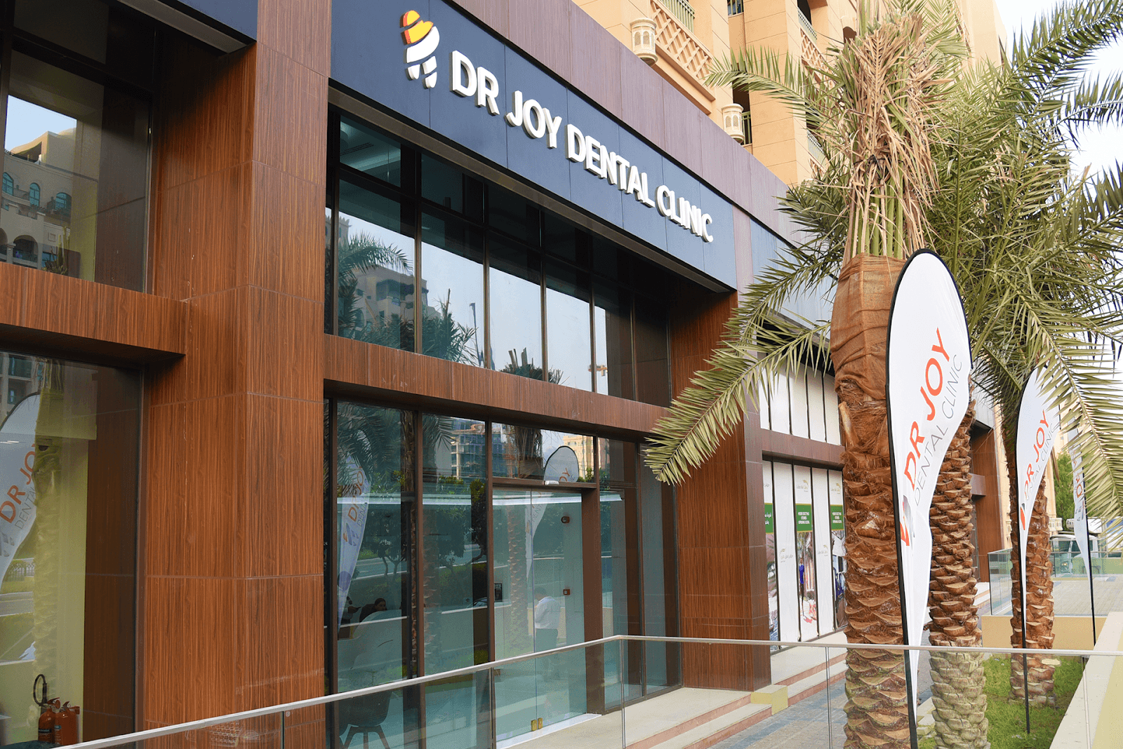 Dr Joy Dental Clinic Llc Branch- Palm Jumeirah — General Clinics & Polyclinics in Dubai